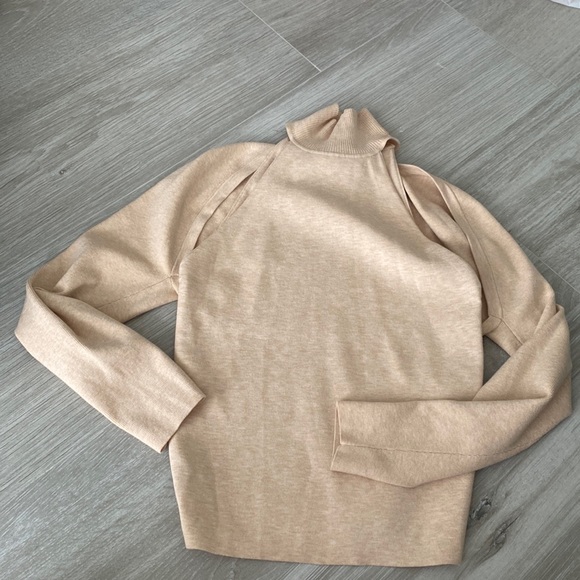 Alice + Olivia | Jeremy Tank with Shrug in Oatmeal - NWOT - Picture 2 of 7